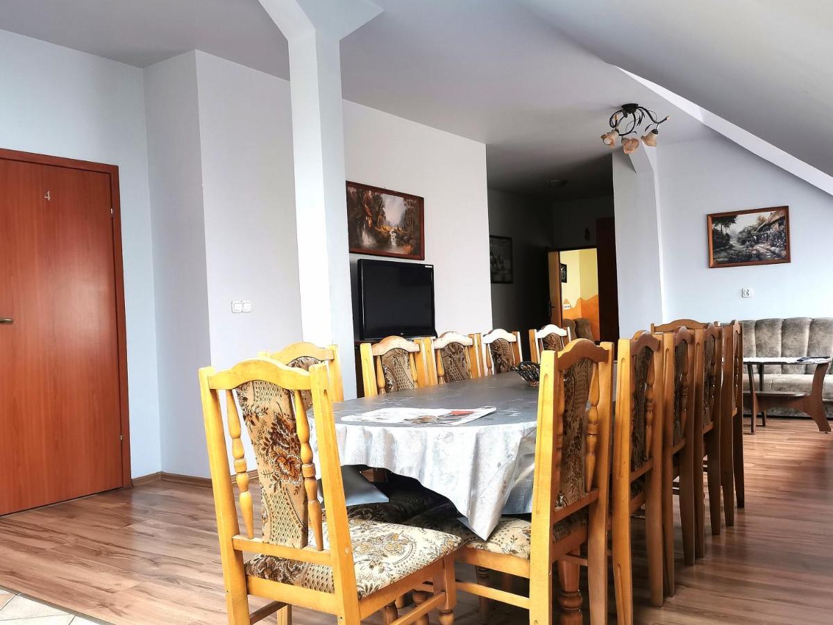 Pokoje Goscinne Agnes Sanok Esterno foto